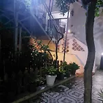Flowers Apartment *