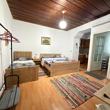 Flowers Apartman