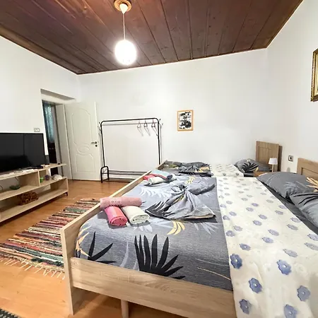 Apartman Flowers *