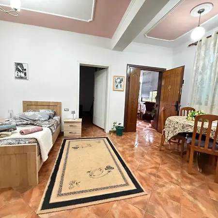 Flowers Apartman